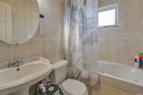 128 Gracie Drive North Babylon NY 11703