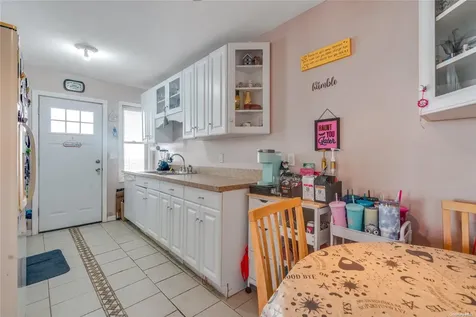 128 Gracie Drive North Babylon NY 11703