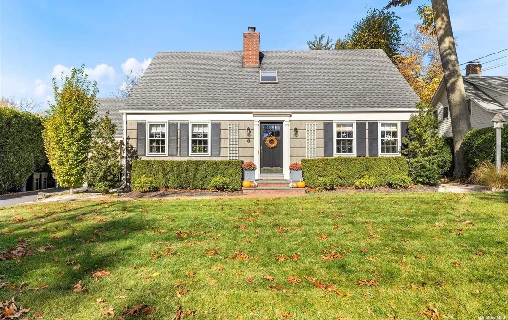 4 Chestnut Avenue Glen Head NY 11545