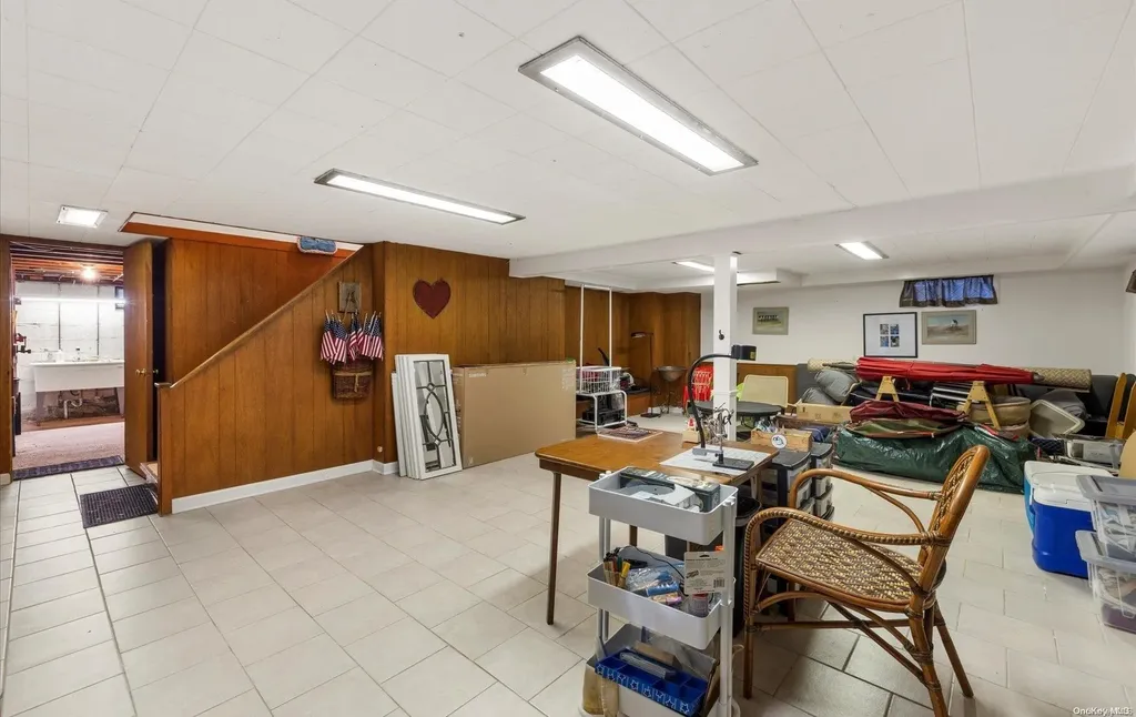4 Chestnut Avenue Glen Head NY 11545