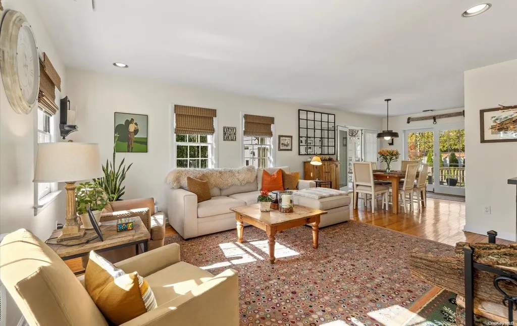 4 Chestnut Avenue Glen Head NY 11545