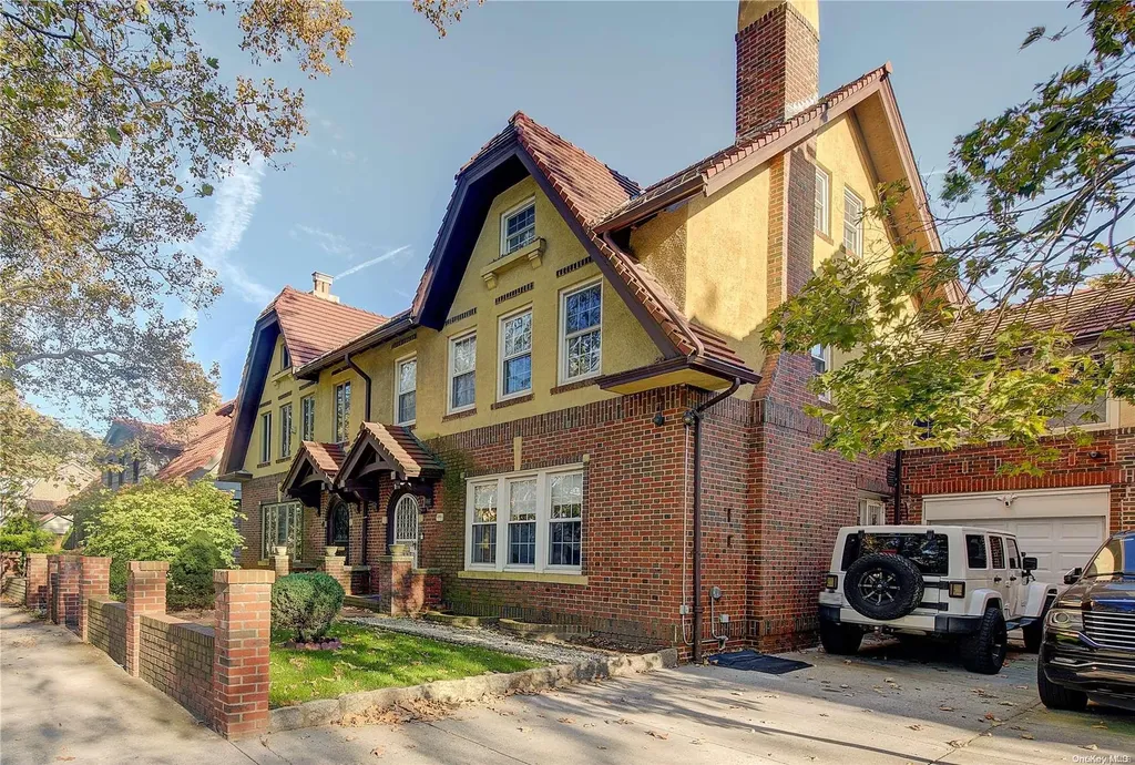 264 Highland Boulevard Brooklyn NY 11207