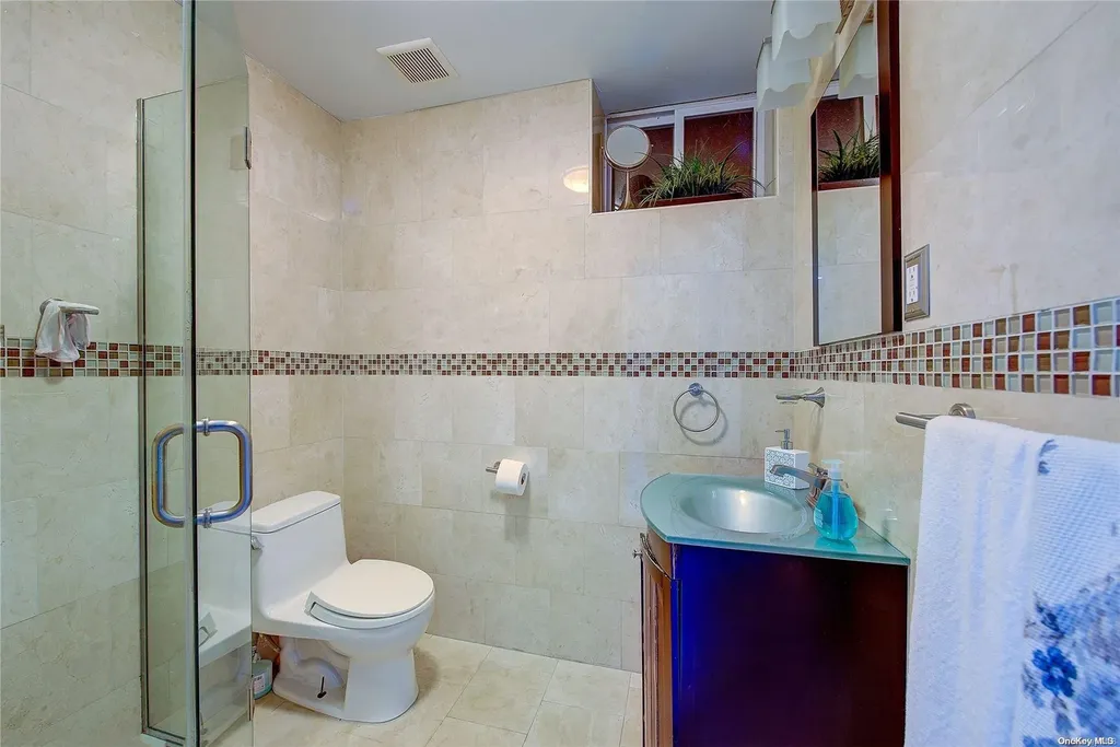 264 Highland Boulevard Brooklyn NY 11207