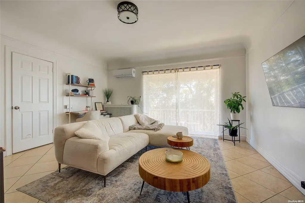 264 Highland Boulevard Brooklyn NY 11207