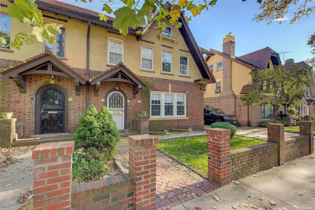 264 Highland Boulevard Brooklyn NY 11207