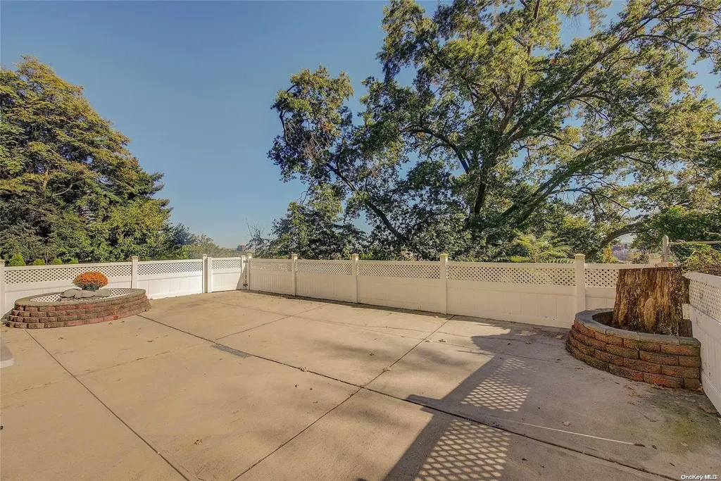 264 Highland Boulevard Brooklyn NY 11207