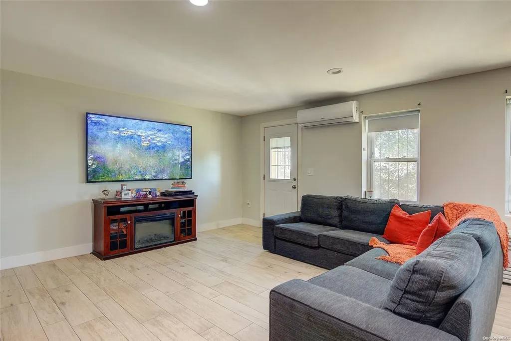 264 Highland Boulevard Brooklyn NY 11207