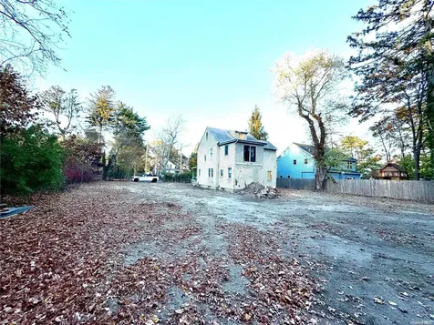 364 Old Farmingdale Road West Babylon NY 11704