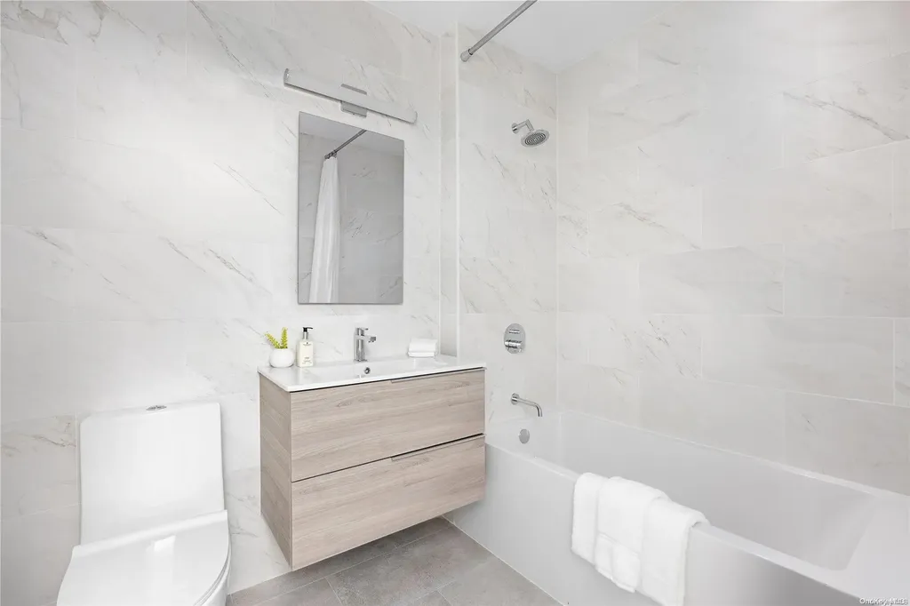 25-88 38th Street Astoria NY 11103