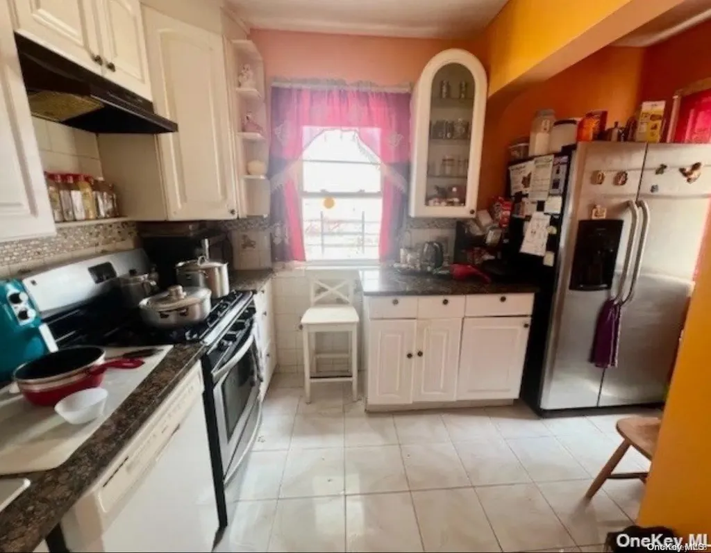 139-55 230th Place Springfield Gardens NY 11413
