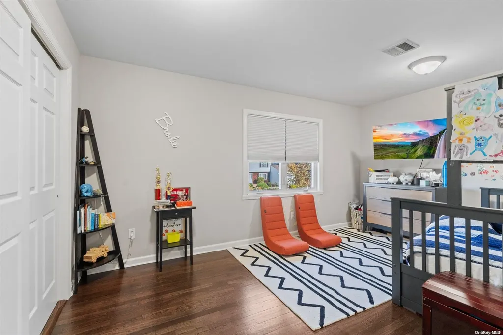 8 Cranford Road Plainview NY 11803