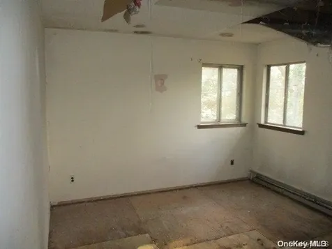 6 Ethel Court Wheatley Heights NY 11798