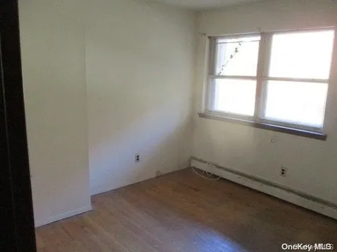 6 Ethel Court Wheatley Heights NY 11798