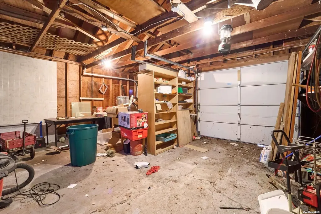 342 Carnation Drive Shirley NY 11967