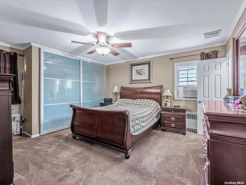 2803 Weeks Avenue Oceanside NY 11572