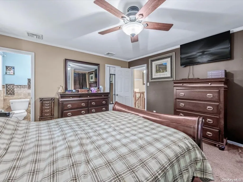 2803 Weeks Avenue Oceanside NY 11572