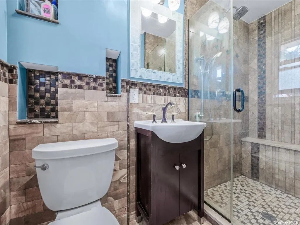 2803 Weeks Avenue Oceanside NY 11572