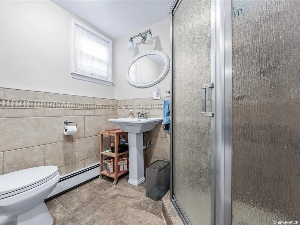 2803 Weeks Avenue Oceanside NY 11572