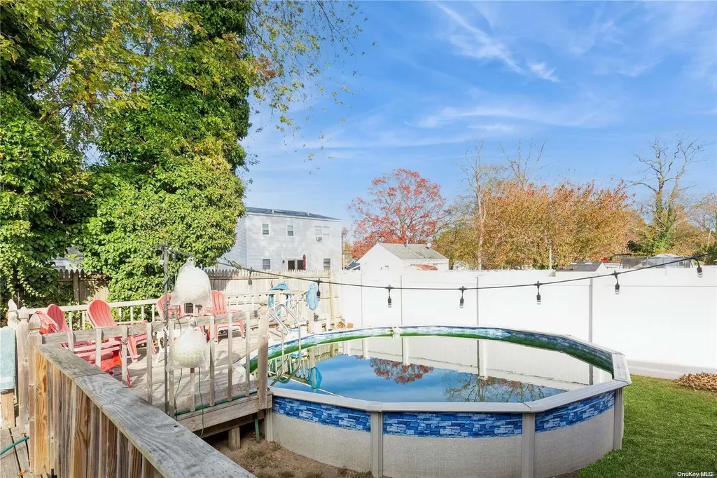 25 Snyder Street Patchogue NY 11772