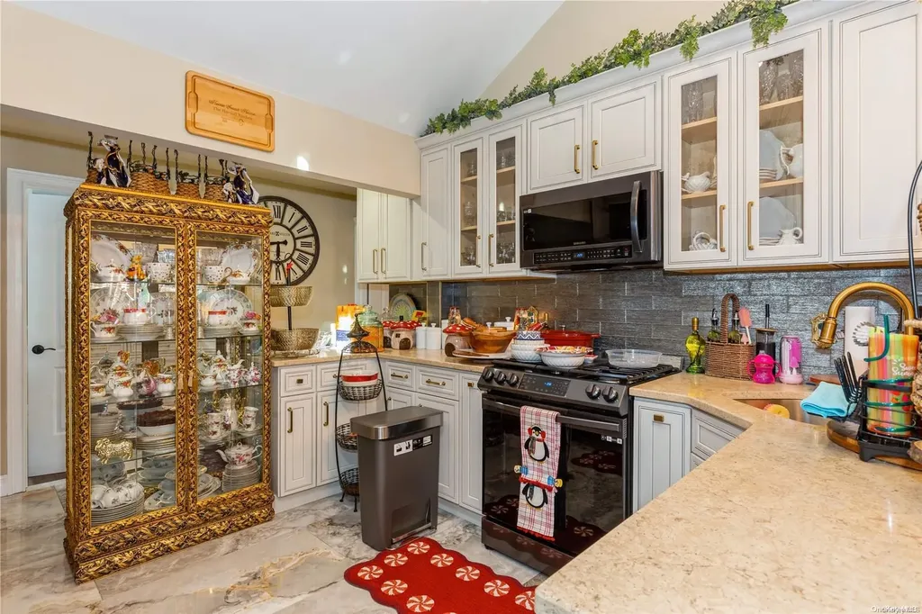 25 Snyder Street Patchogue NY 11772