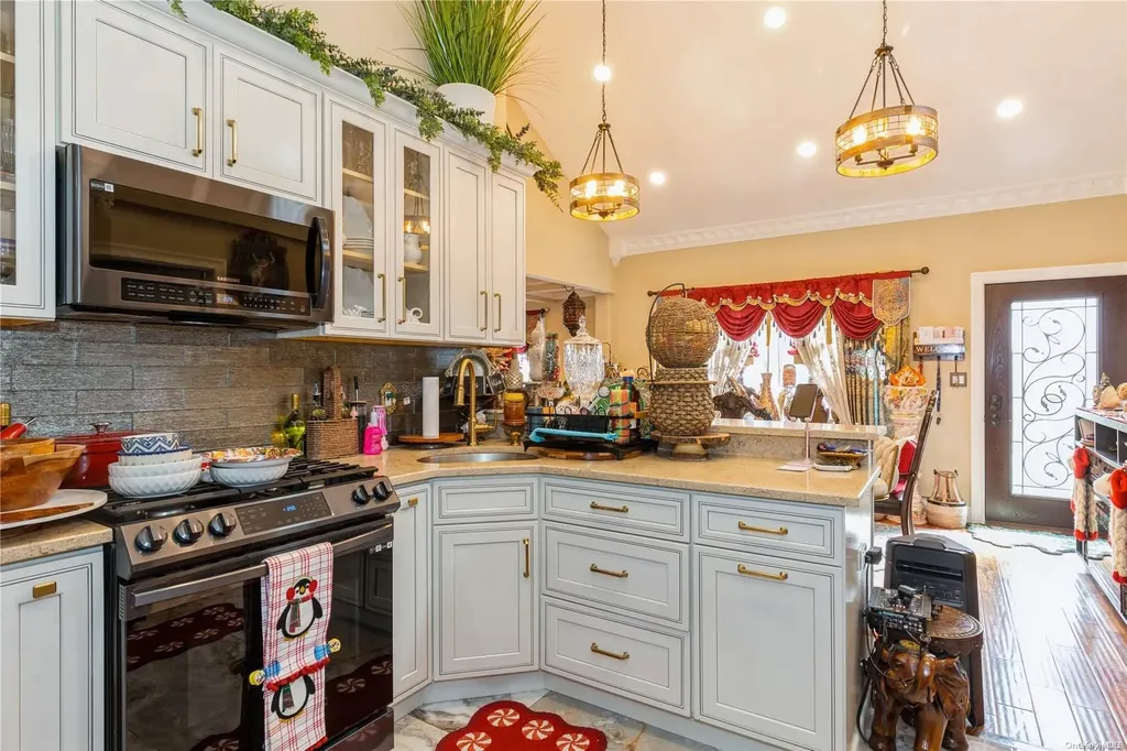 25 Snyder Street Patchogue NY 11772