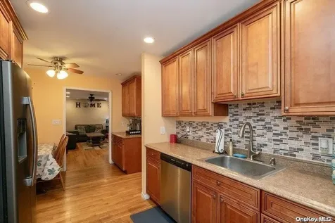 196 N Queens Avenue Massapequa NY 11758