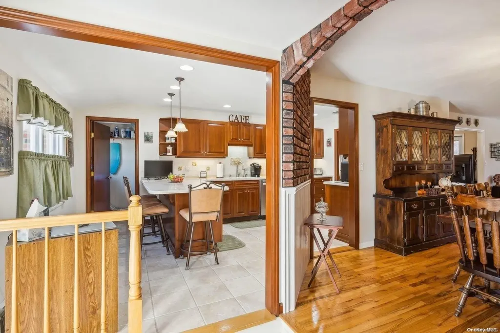 27 Forrest Avenue Medford NY 11763