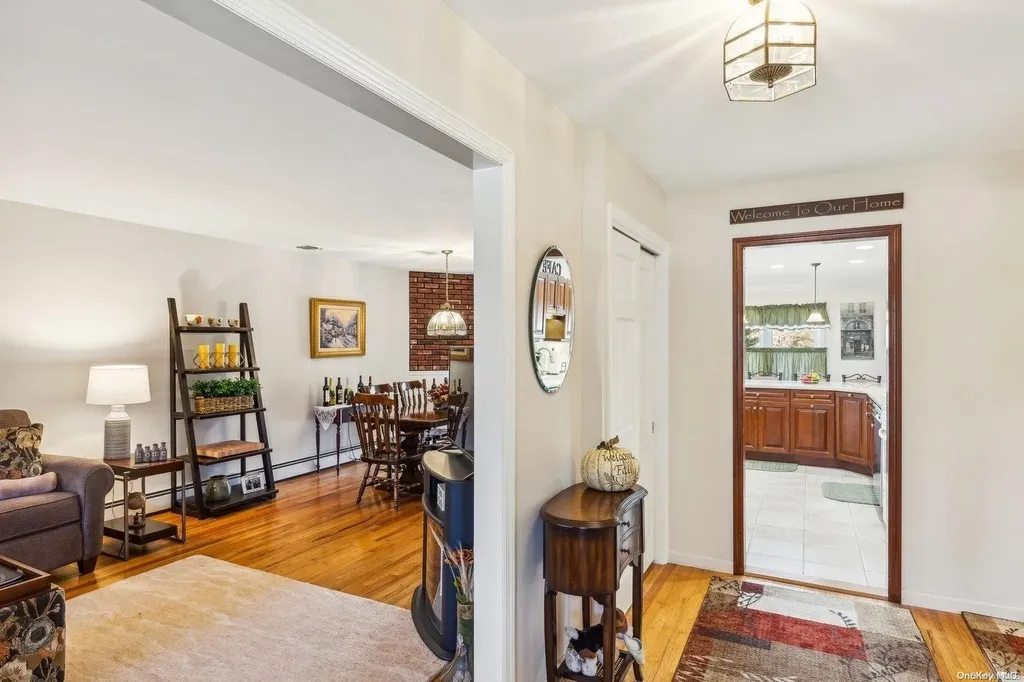 27 Forrest Avenue Medford NY 11763