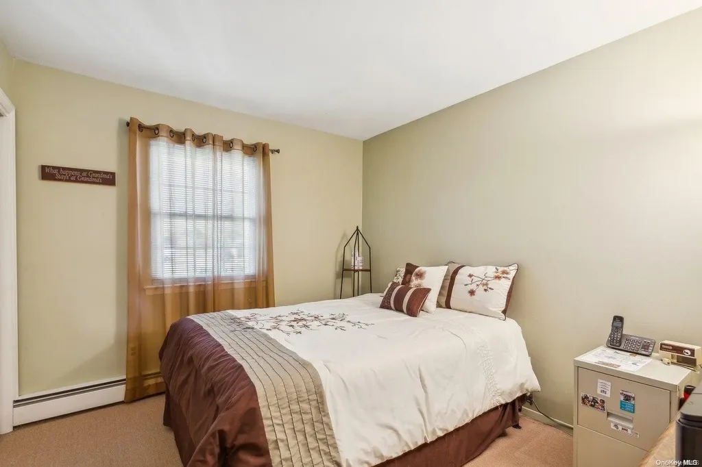 27 Forrest Avenue Medford NY 11763