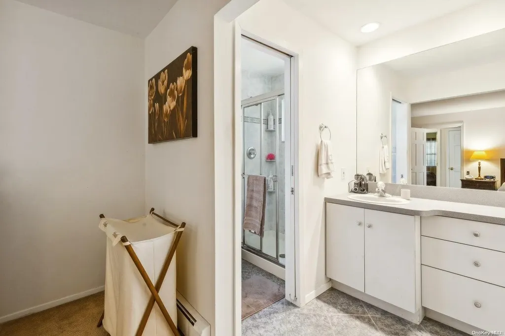 27 Forrest Avenue Medford NY 11763