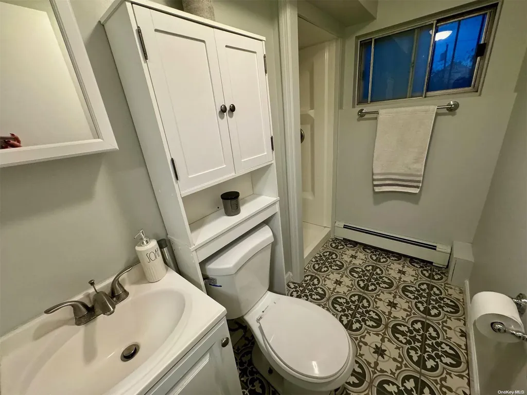 143 Roquette Avenue Elmont NY 11003