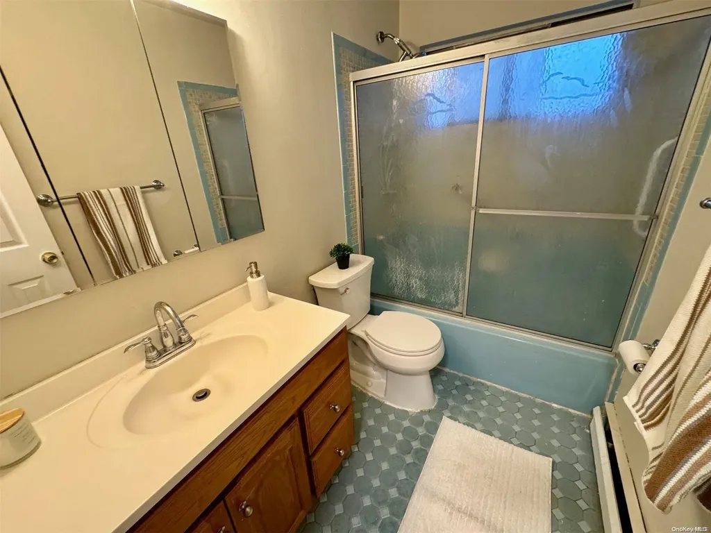 143 Roquette Avenue Elmont NY 11003