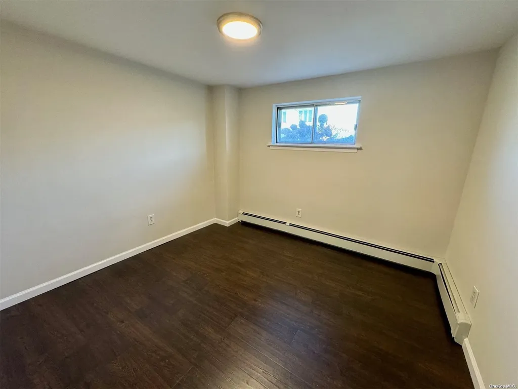 143 Roquette Avenue Elmont NY 11003