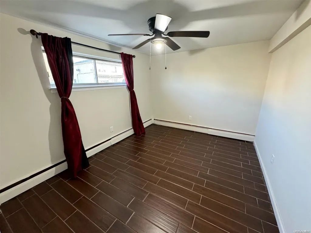 143 Roquette Avenue Elmont NY 11003