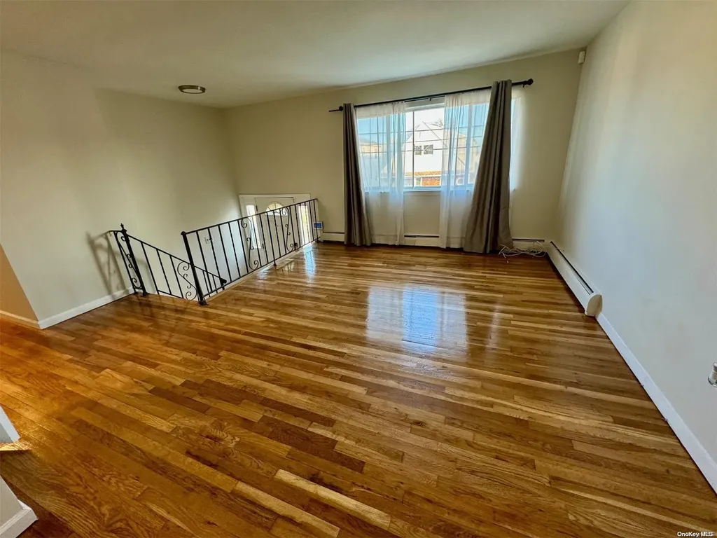 143 Roquette Avenue Elmont NY 11003