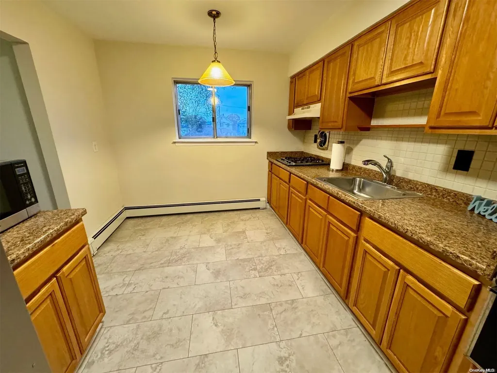 143 Roquette Avenue Elmont NY 11003