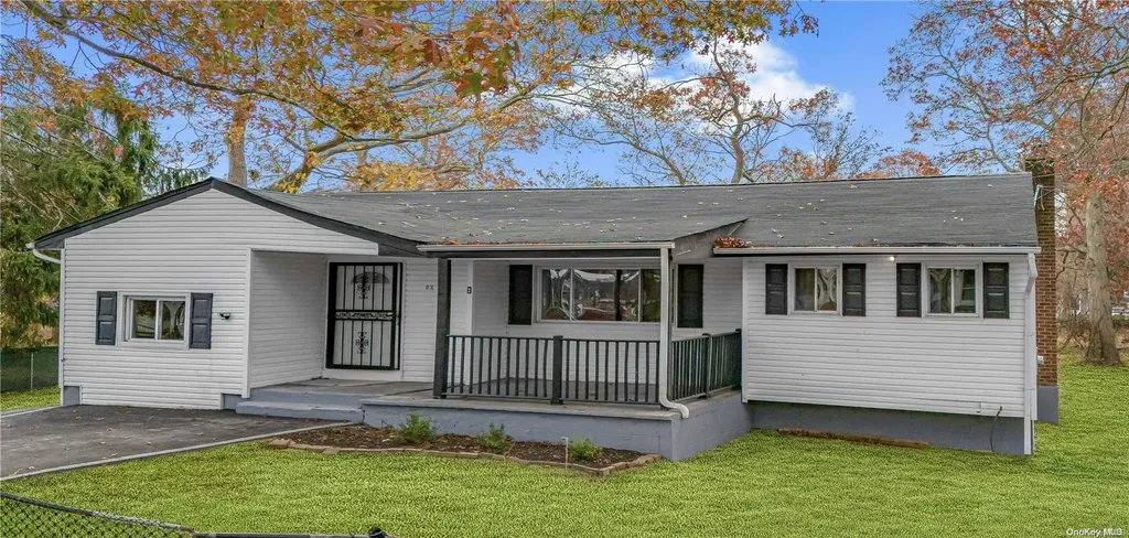 10 Peach Street Central Islip NY 11722
