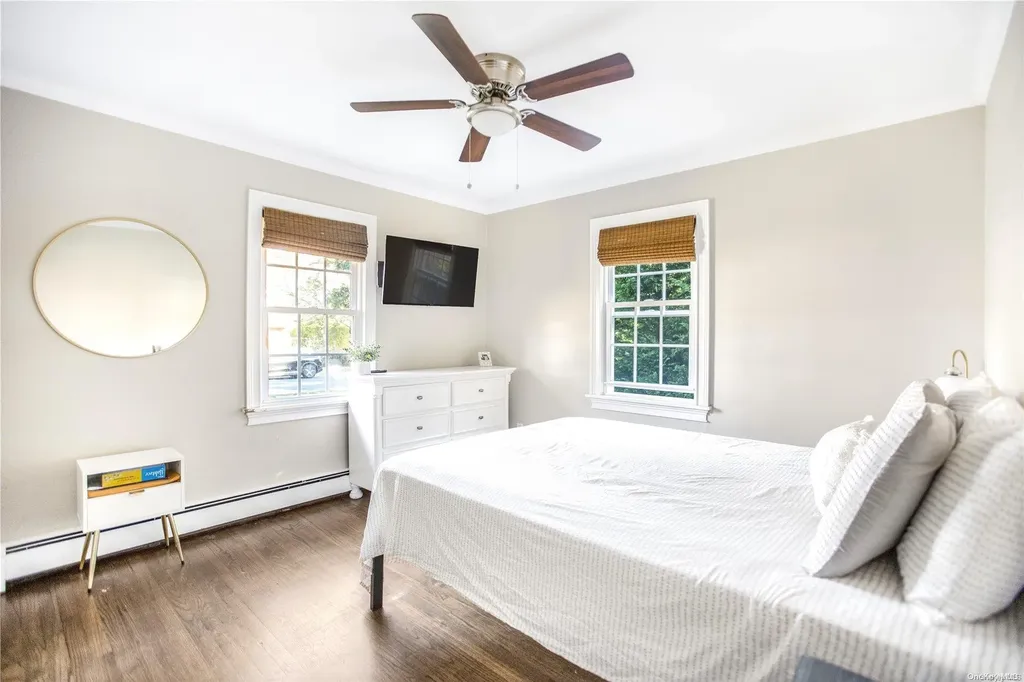 16 W Masem Square East Patchogue NY 11772
