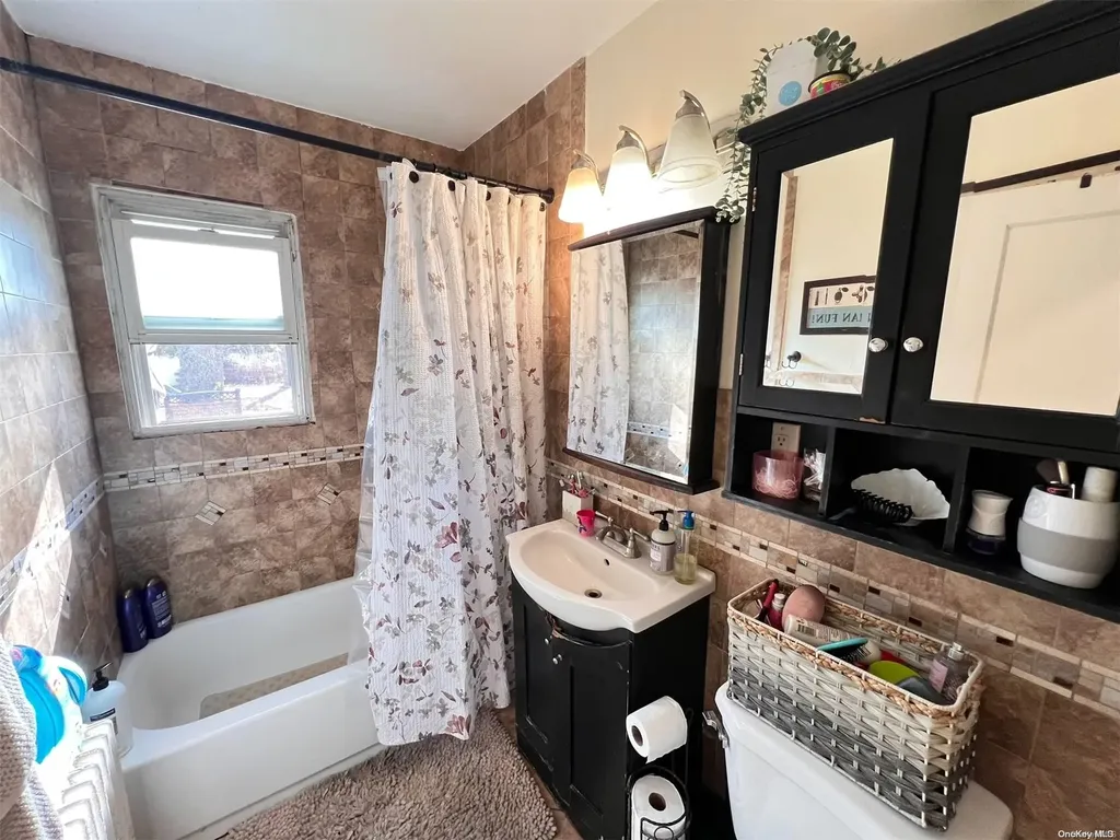 3196 Brower Avenue Oceanside NY 11572