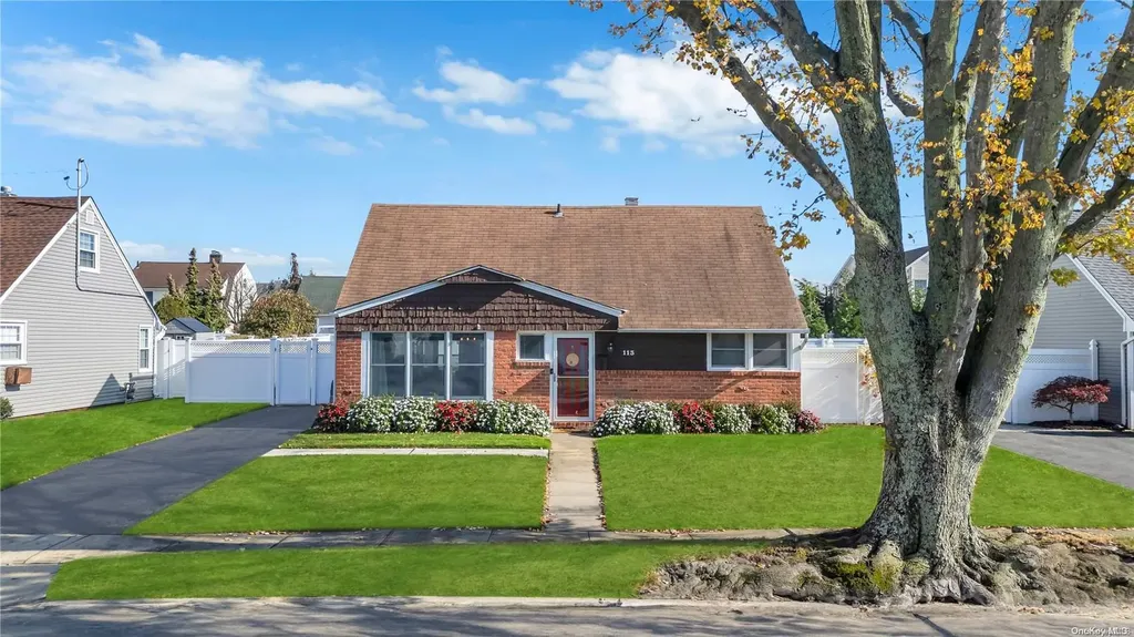 113 Belmill Road Bellmore NY 11710