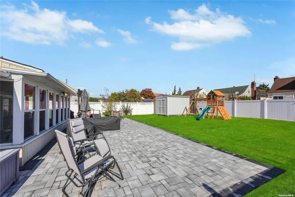 113 Belmill Road Bellmore NY 11710