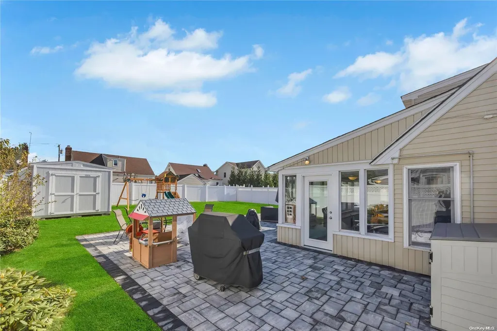 113 Belmill Road Bellmore NY 11710