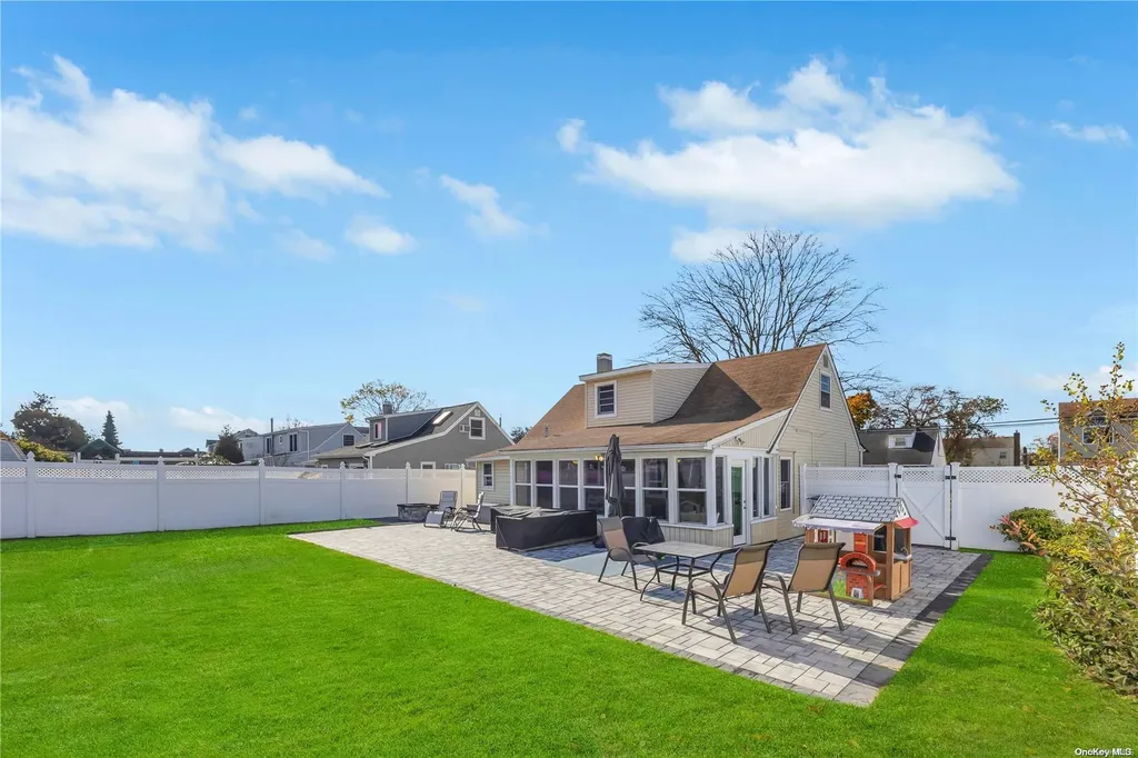 113 Belmill Road Bellmore NY 11710