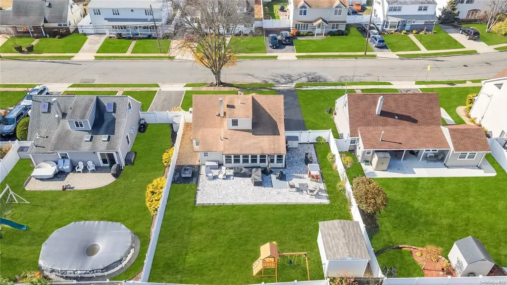 113 Belmill Road Bellmore NY 11710
