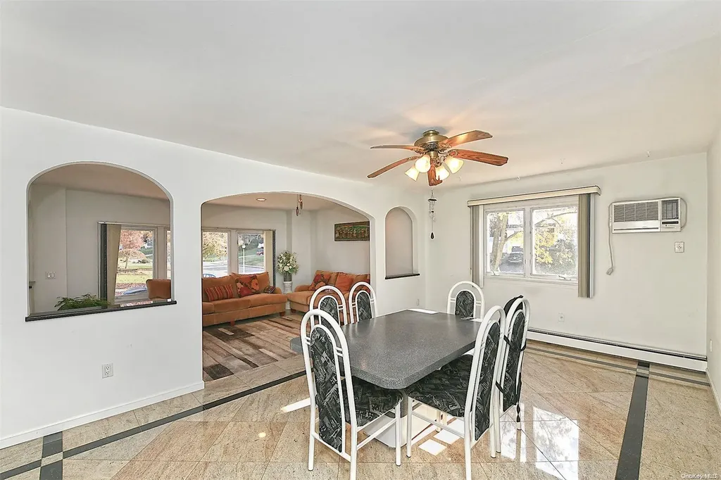 2 Nicolette Court Commack NY 11725