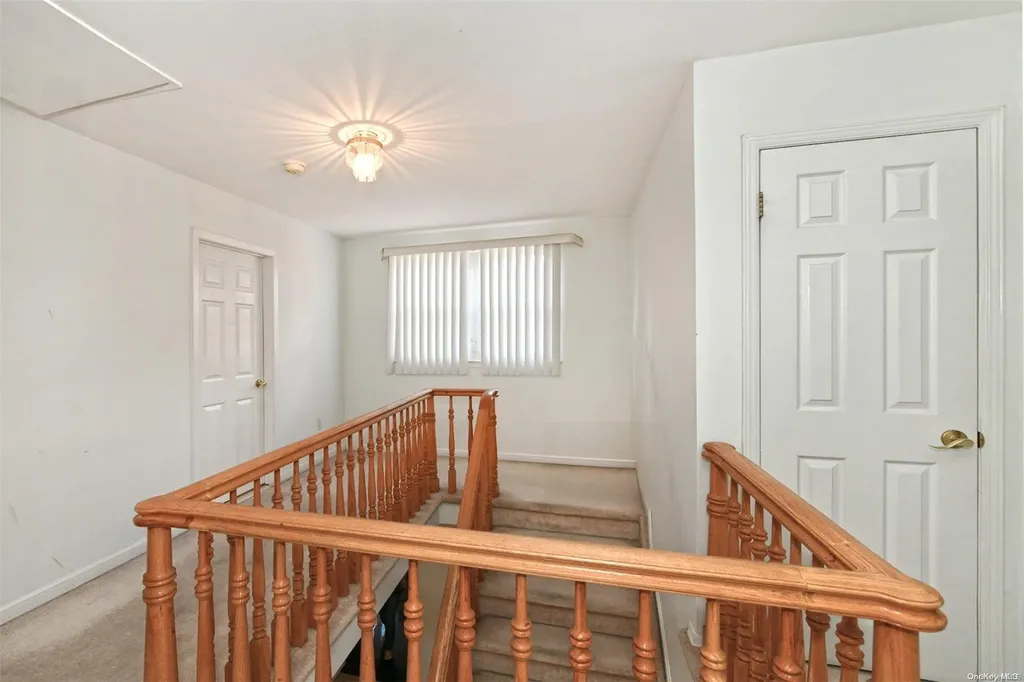 2 Nicolette Court Commack NY 11725