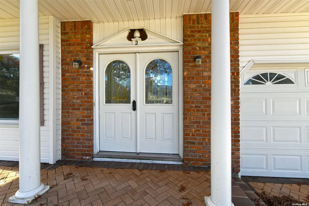 2 Nicolette Court Commack NY 11725