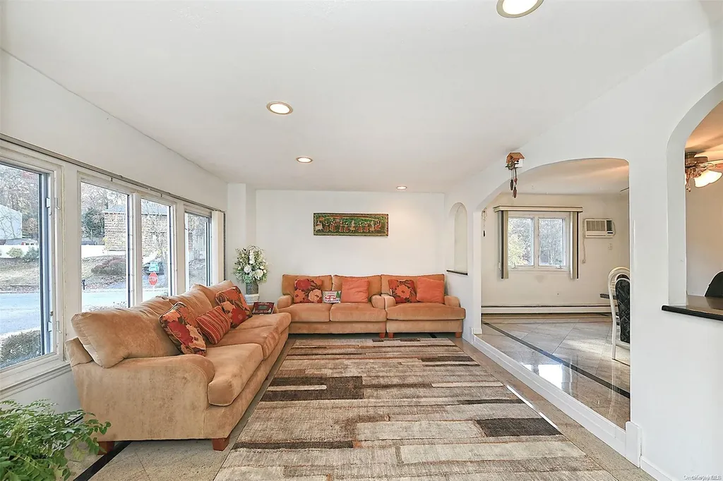 2 Nicolette Court Commack NY 11725