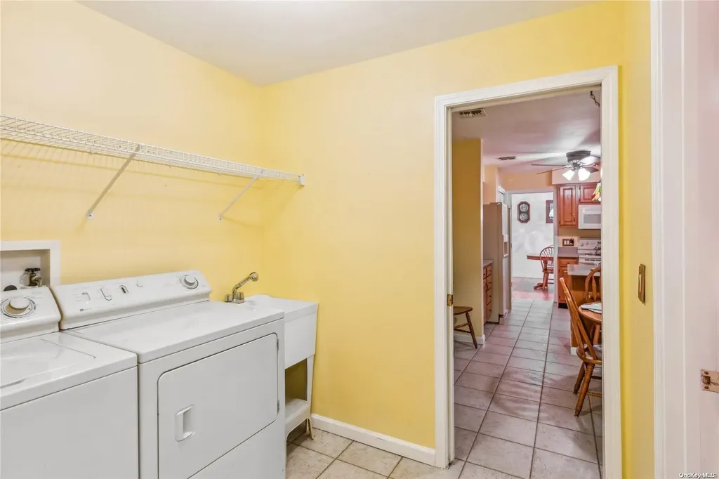 49 N Quarter Road Westhampton NY 11977