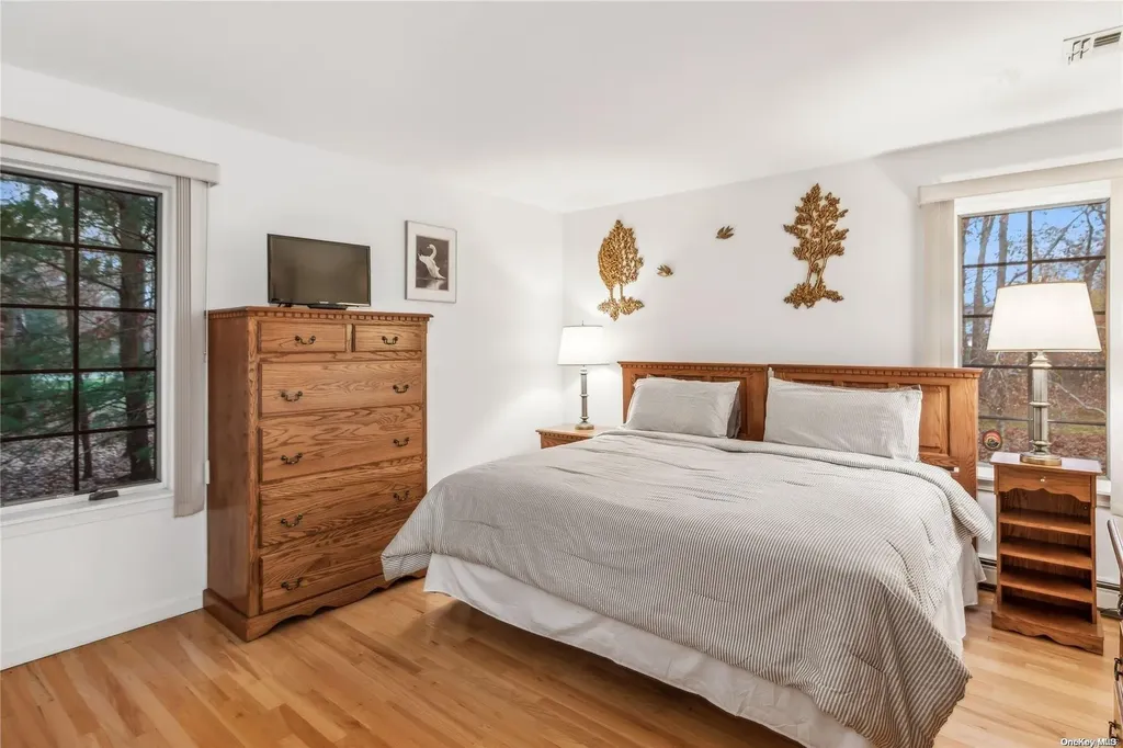 49 N Quarter Road Westhampton NY 11977